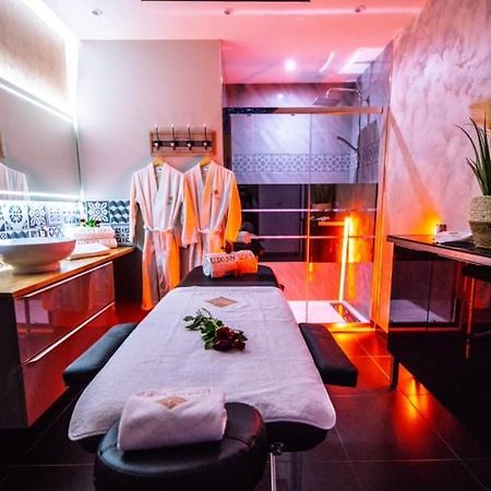 Loft Privatif Avec Jacuzzi Et Sauna سان ديزييه المظهر الخارجي الصورة