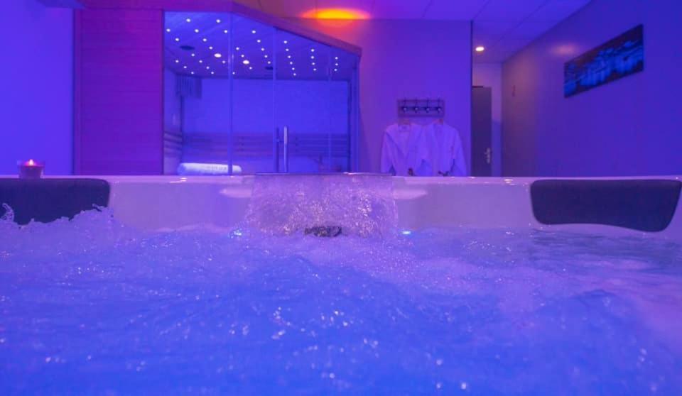 Loft Privatif Avec Jacuzzi Et Sauna سان ديزييه المظهر الخارجي الصورة